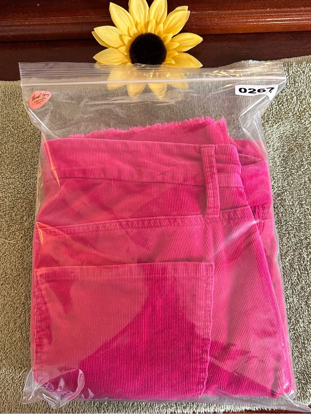 TALBOTS Women’s corduroy Jeans Sz 8 medium mid rise pink stretch $109 - Picture 15 of 16